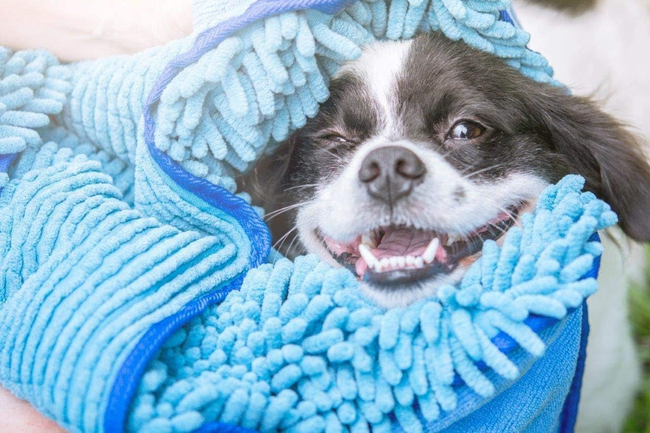 Quick Dry Towel for Dogs | Ultra Absorbent | Extra Large 35X15 Size for All Breeds | Comfortable Hand Pockets 